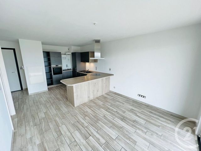 Appartement F2 à louer - 2 pièces - 41.98 m2 - MOULINS LES METZ - 57 - LORRAINE - Century 21 Immo Val