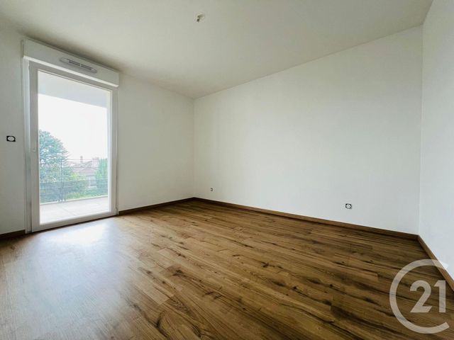 Appartement F2 à louer - 2 pièces - 41.98 m2 - MOULINS LES METZ - 57 - LORRAINE - Century 21 Immo Val