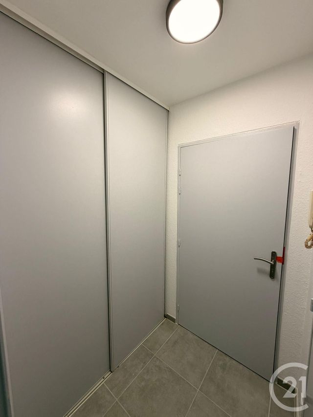 Appartement Studio à louer - 1 pièce - 18.35 m2 - METZ - 57 - LORRAINE - Century 21 Immo Val