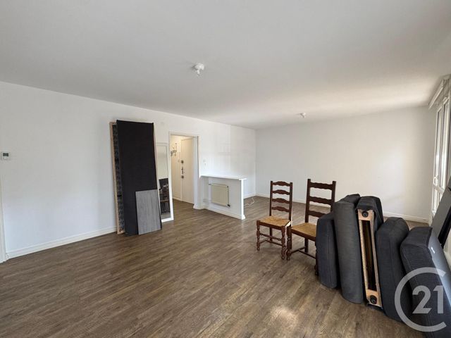 Appartement F3 à louer - 3 pièces - 84.29 m2 - MONTIGNY LES METZ - 57 - LORRAINE - Century 21 Immo Val