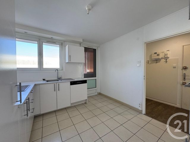 Appartement F3 à louer - 3 pièces - 84.29 m2 - MONTIGNY LES METZ - 57 - LORRAINE - Century 21 Immo Val