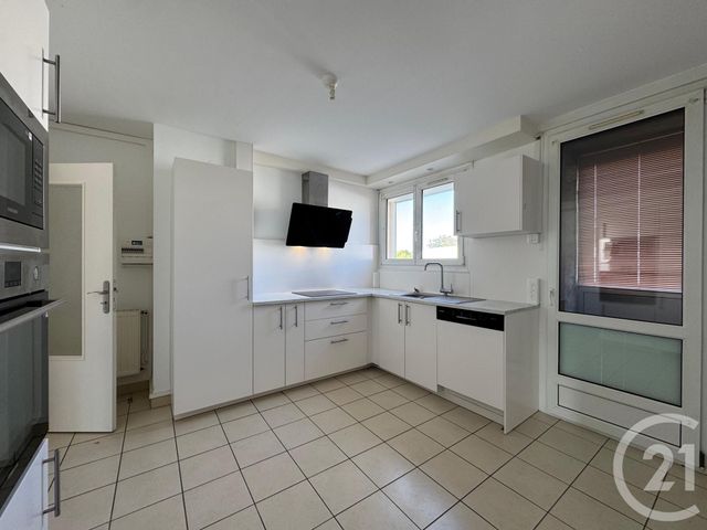 Appartement F3 à louer - 3 pièces - 84.29 m2 - MONTIGNY LES METZ - 57 - LORRAINE - Century 21 Immo Val