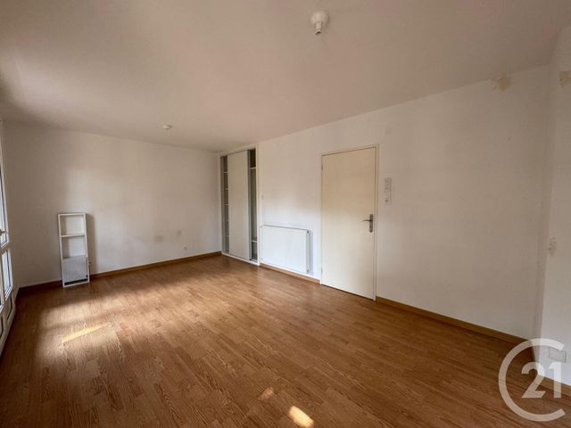 Appartement F3 à louer - 3 pièces - 84.29 m2 - MONTIGNY LES METZ - 57 - LORRAINE - Century 21 Immo Val