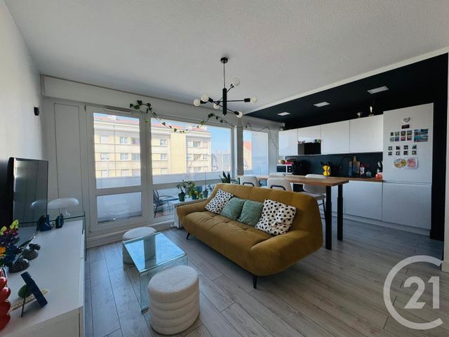 Appartement 2 pieces à louer - 2 pièces - 45.1 m2 - METZ - 57 - LORRAINE - Century 21 Immo Val
