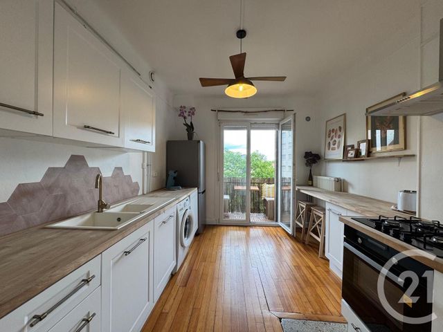 Appartement F3 à louer - 3 pièces - 66.08 m2 - METZ - 57 - LORRAINE - Century 21 Immo Val