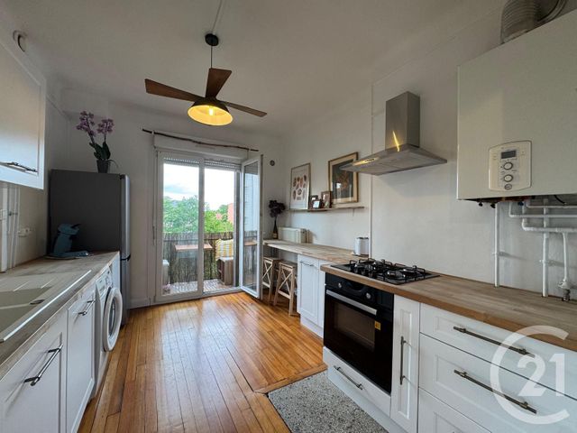 Appartement F3 à louer - 3 pièces - 66.08 m2 - METZ - 57 - LORRAINE - Century 21 Immo Val