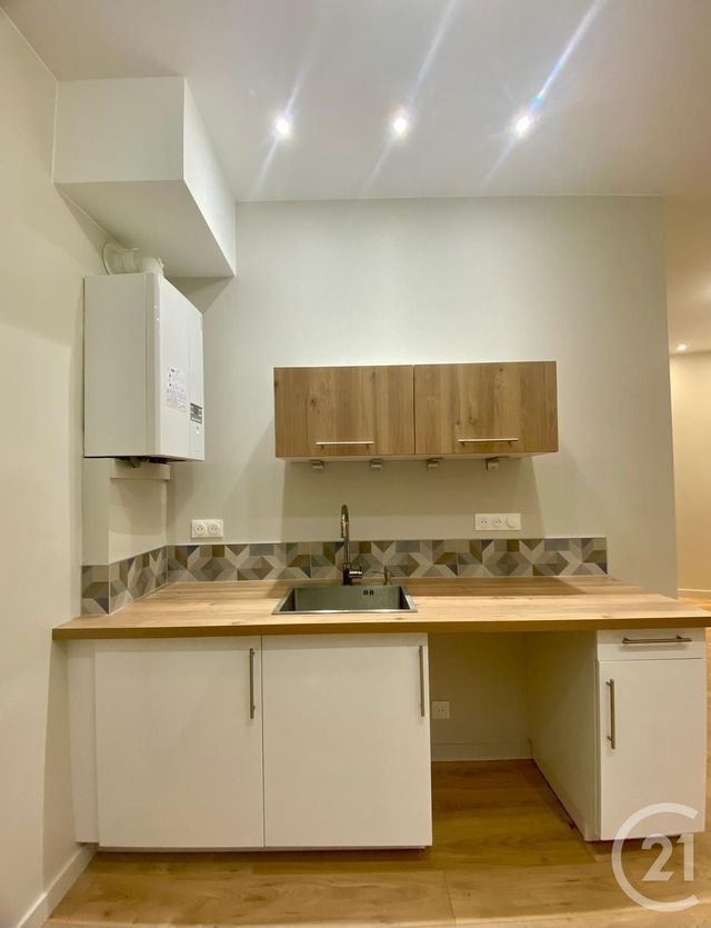 Appartement F1 à louer - 2 pièces - 37.16 m2 - METZ - 57 - LORRAINE - Century 21 Immo Val