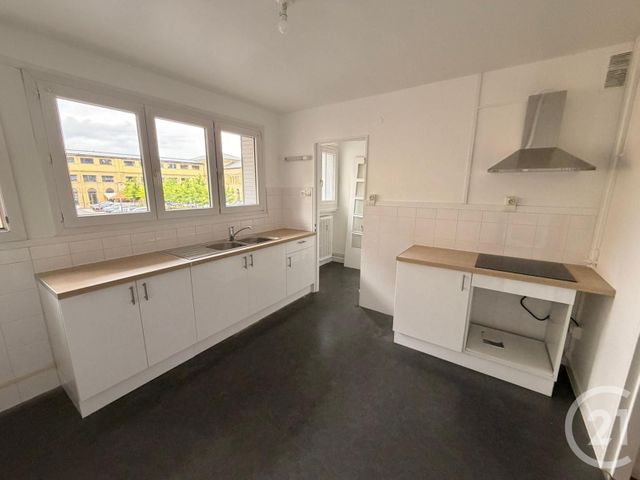 Appartement F3 à louer - 3 pièces - 74.36 m2 - METZ - 57 - LORRAINE - Century 21 Immo Val