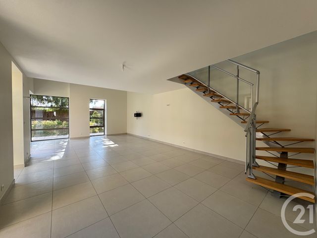 maison à louer - 6 pièces - 235.0 m2 - AY SUR MOSELLE - 57 - LORRAINE - Century 21 Immo Val