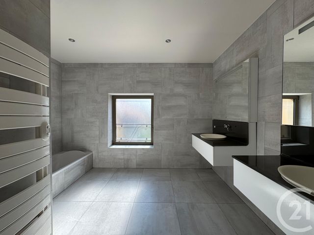 maison à louer - 6 pièces - 235.0 m2 - AY SUR MOSELLE - 57 - LORRAINE - Century 21 Immo Val