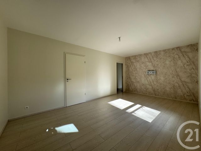 maison à louer - 6 pièces - 235.0 m2 - AY SUR MOSELLE - 57 - LORRAINE - Century 21 Immo Val