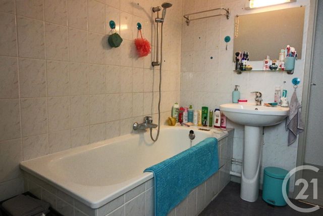 Appartement Studio à louer - 1 pièce - 22.07 m2 - METZ - 57 - LORRAINE - Century 21 Immo Val