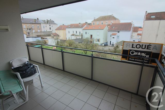 Appartement F3 à louer - 3 pièces - 66.2 m2 - TALANGE - 57 - LORRAINE - Century 21 Immo Val