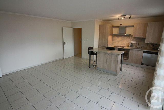 Appartement F3 à louer - 3 pièces - 66.2 m2 - TALANGE - 57 - LORRAINE - Century 21 Immo Val