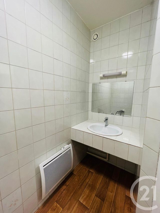 Appartement F3 à louer - 3 pièces - 57.74 m2 - METZ - 57 - LORRAINE - Century 21 Immo Val