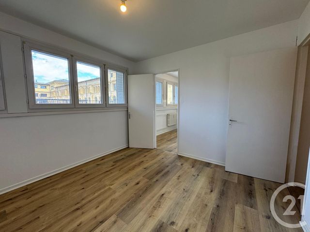 Appartement F3 à louer - 3 pièces - 61.35 m2 - METZ - 57 - LORRAINE - Century 21 Immo Val