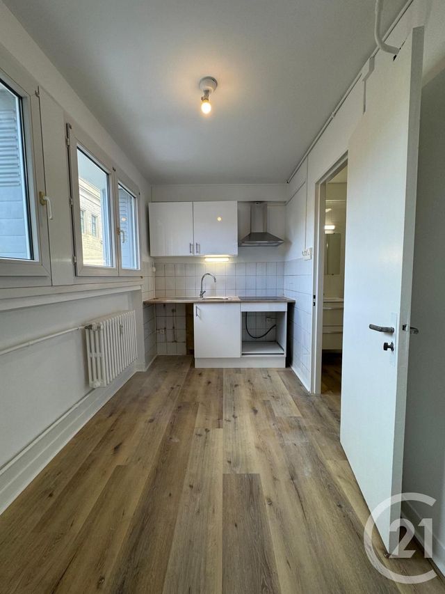 Appartement F3 à louer - 3 pièces - 61.35 m2 - METZ - 57 - LORRAINE - Century 21 Immo Val