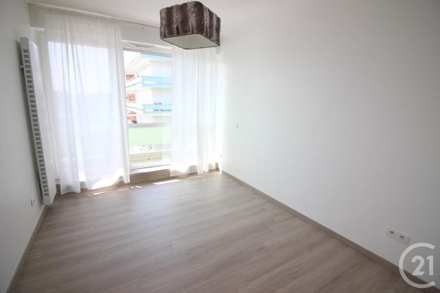 Appartement F2 à louer - 2 pièces - 44.8 m2 - TALANGE - 57 - LORRAINE - Century 21 Immo Val