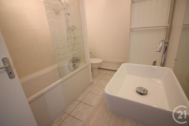 Appartement F2 à louer - 2 pièces - 44.8 m2 - TALANGE - 57 - LORRAINE - Century 21 Immo Val