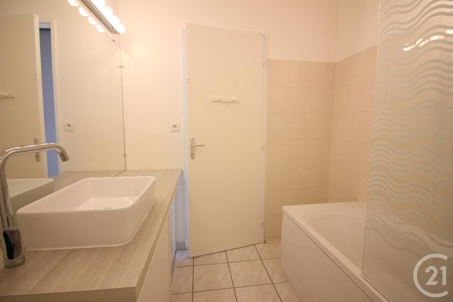 Appartement F2 à louer - 2 pièces - 44.8 m2 - TALANGE - 57 - LORRAINE - Century 21 Immo Val