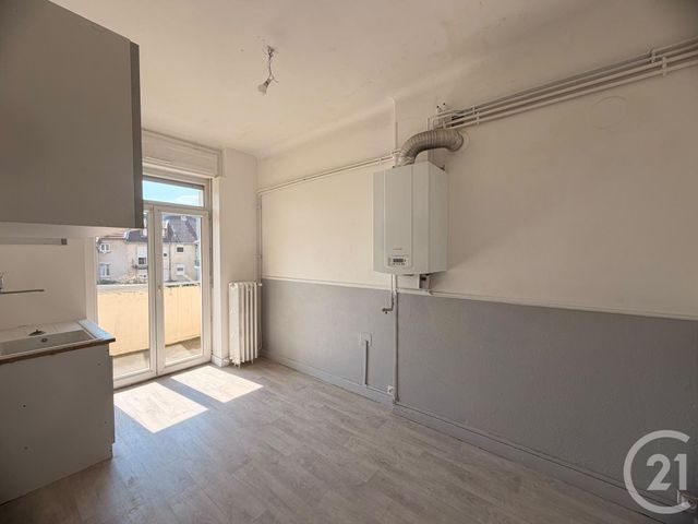 Appartement F4 à louer - 4 pièces - 71.48 m2 - METZ - 57 - LORRAINE - Century 21 Immo Val