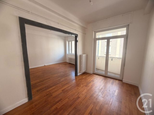 Appartement F4 à louer - 4 pièces - 71.48 m2 - METZ - 57 - LORRAINE - Century 21 Immo Val