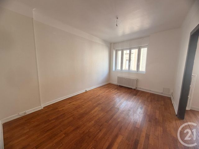 Appartement F4 à louer - 4 pièces - 71.48 m2 - METZ - 57 - LORRAINE - Century 21 Immo Val