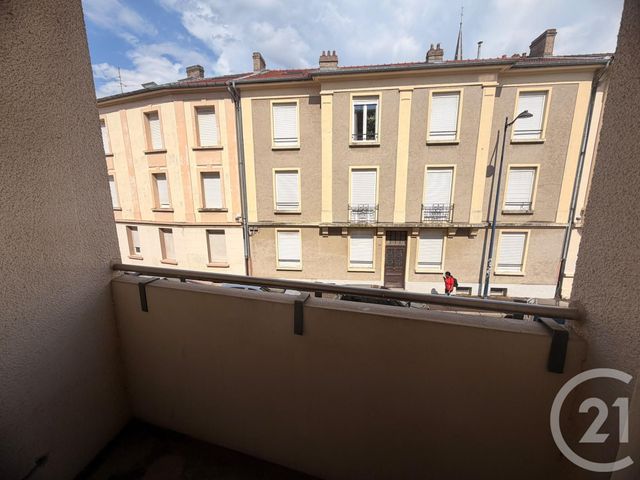 Appartement F4 à louer - 4 pièces - 71.48 m2 - METZ - 57 - LORRAINE - Century 21 Immo Val
