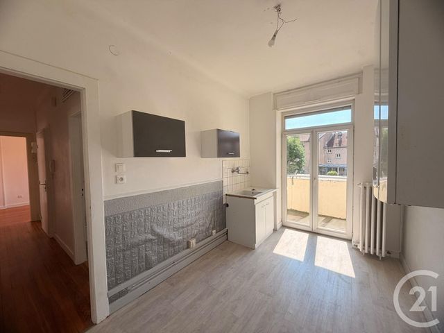 Appartement F4 à louer - 4 pièces - 71.48 m2 - METZ - 57 - LORRAINE - Century 21 Immo Val