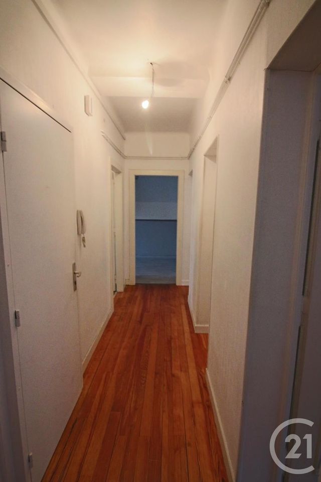 Appartement F4 à louer - 4 pièces - 71.48 m2 - METZ - 57 - LORRAINE - Century 21 Immo Val
