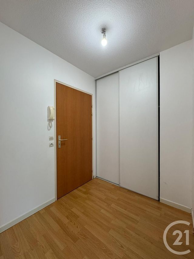 Appartement F1 à louer - 1 pièce - 32.1 m2 - METZ - 57 - LORRAINE - Century 21 Immo Val