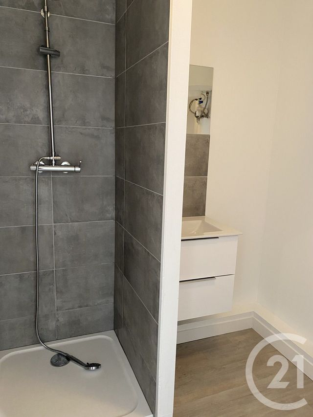 Appartement Studio à louer - 1 pièce - 18.0 m2 - METZ - 57 - LORRAINE - Century 21 Immo Val
