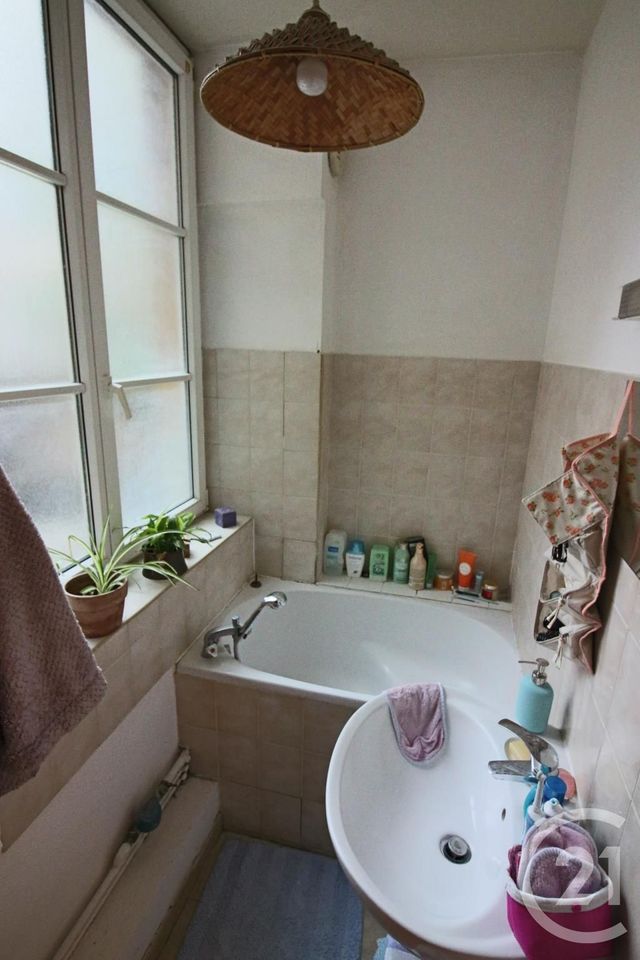 Appartement F2 à louer - 2 pièces - 44.16 m2 - METZ - 57 - LORRAINE - Century 21 Immo Val