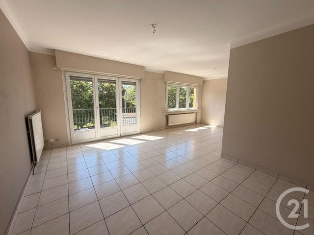 Appartement F2 à louer - 2 pièces - 62.07 m2 - METZ - 57 - LORRAINE - Century 21 Immo Val