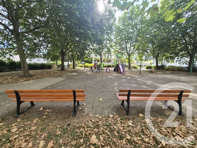 Appartement F5 à vendre - 5 pièces - 87.31 m2 - METZ - 57 - LORRAINE - Century 21 Immo Val