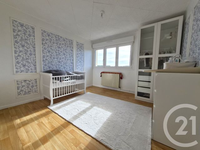 Appartement F5 à vendre - 5 pièces - 87.31 m2 - METZ - 57 - LORRAINE - Century 21 Immo Val