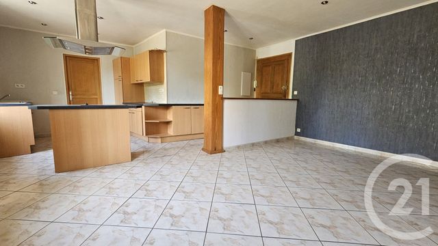 Appartement F2 à vendre - 2 pièces - 56.14 m2 - LE BAN ST MARTIN - 57 - LORRAINE - Century 21 Immo Val