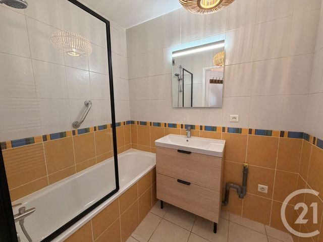 Appartement 2 pieces à louer - 2 pièces - 48.96 m2 - THIONVILLE - 57 - LORRAINE - Century 21 Immo Val