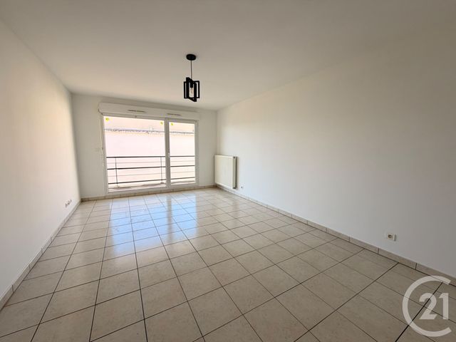 Appartement 2 pieces à louer - 2 pièces - 48.96 m2 - THIONVILLE - 57 - LORRAINE - Century 21 Immo Val