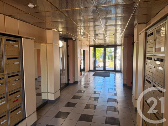 Appartement 2 pieces à louer - 2 pièces - 48.96 m2 - THIONVILLE - 57 - LORRAINE - Century 21 Immo Val