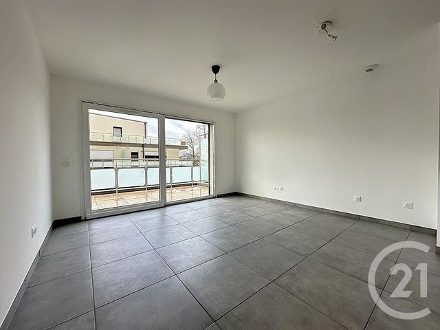 Appartement F1 à vendre - 1 pièce - 28.31 m2 - CUVRY - 57 - LORRAINE - Century 21 Immo Val