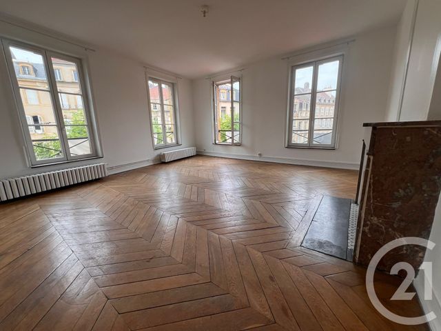 Appartement F3 à louer - 3 pièces - 74.32 m2 - METZ - 57 - LORRAINE - Century 21 Immo Val