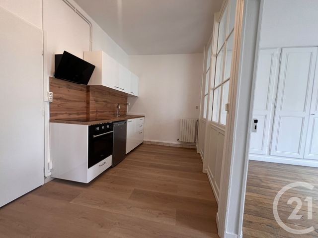 Appartement F3 à louer - 3 pièces - 74.32 m2 - METZ - 57 - LORRAINE - Century 21 Immo Val