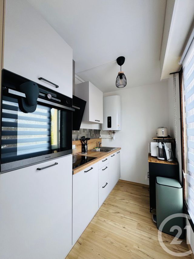 Appartement F1 à louer - 1 pièce - 29.6 m2 - METZ - 57 - LORRAINE - Century 21 Immo Val