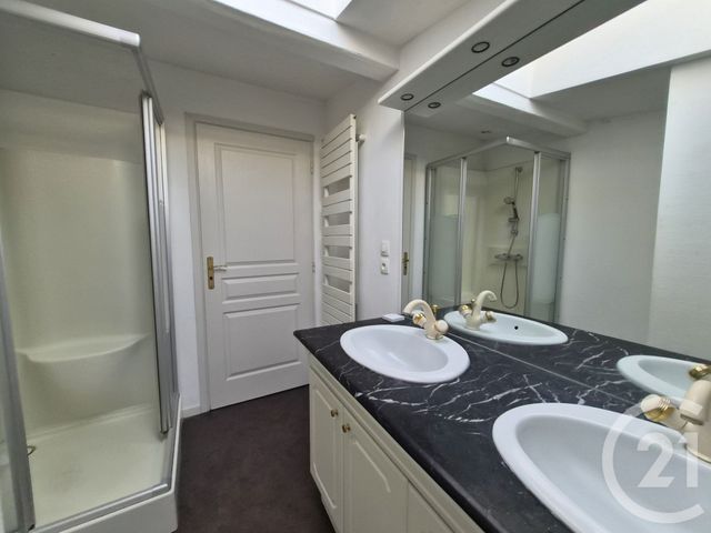 Appartement F6 à vendre - 6 pièces - 143.62 m2 - METZ - 57 - LORRAINE - Century 21 Immo Val