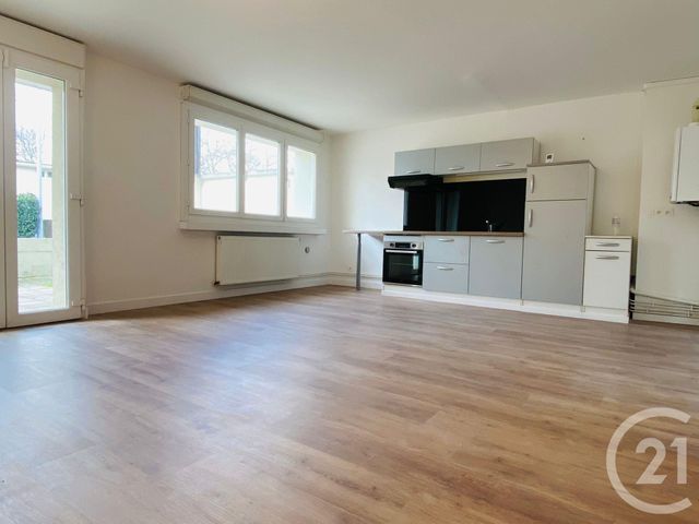Appartement F2 à louer - 2 pièces - 55.95 m2 - METZ - 57 - LORRAINE - Century 21 Immo Val