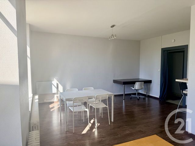 Appartement Studio à louer - 1 pièce - 38.3 m2 - LE BAN ST MARTIN - 57 - LORRAINE - Century 21 Immo Val