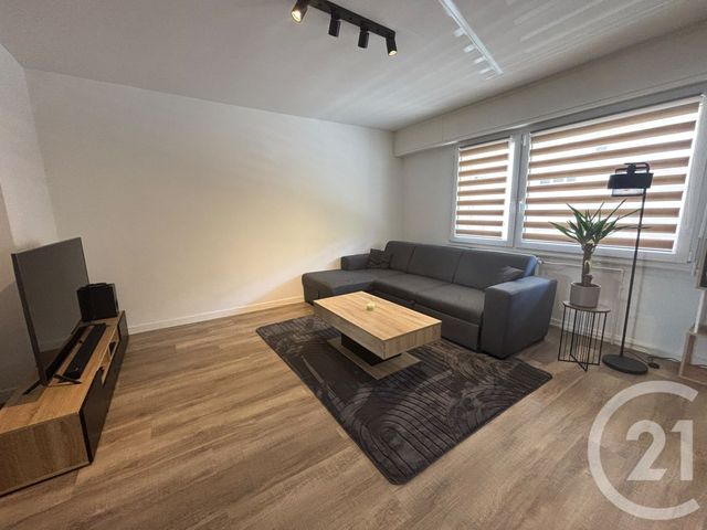 Appartement 4 pieces à louer - 4 pièces - 83.5 m2 - METZ - 57 - LORRAINE - Century 21 Immo Val