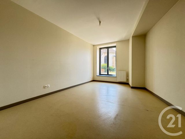 Appartement F3 à louer - 3 pièces - 78.29 m2 - CHARLY ORADOUR - 57 - LORRAINE - Century 21 Immo Val