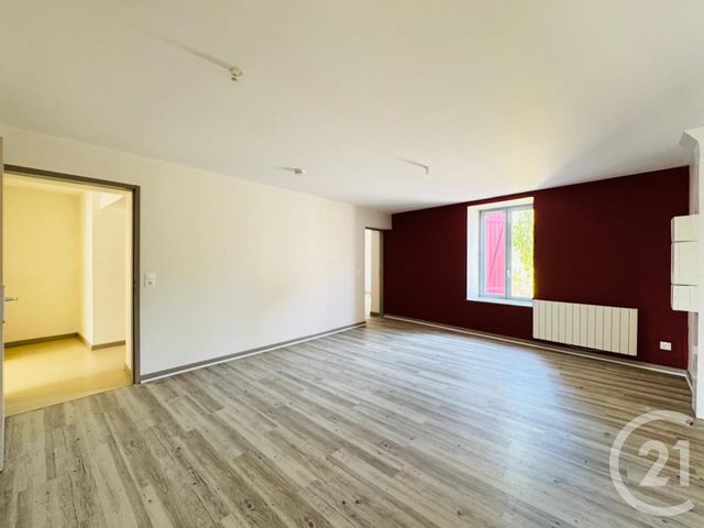 Appartement F3 à louer - 3 pièces - 78.29 m2 - CHARLY ORADOUR - 57 - LORRAINE - Century 21 Immo Val